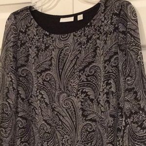 Black & White paisley top.🌺